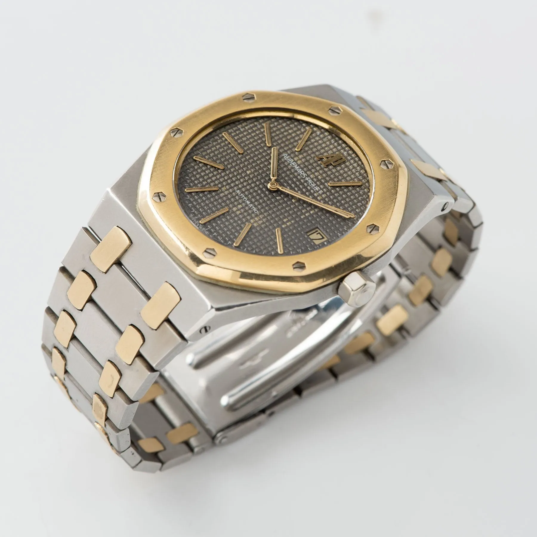 Audemars Piguet Jumbo Royal Oak Steel and  Gold Ref. 5402SA